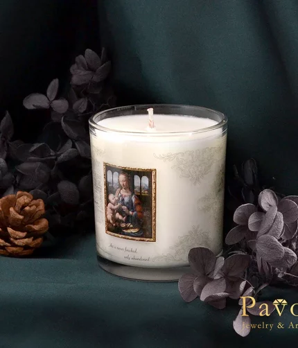 Da Vinci Madonna of the Carnation Signature Classic Candle